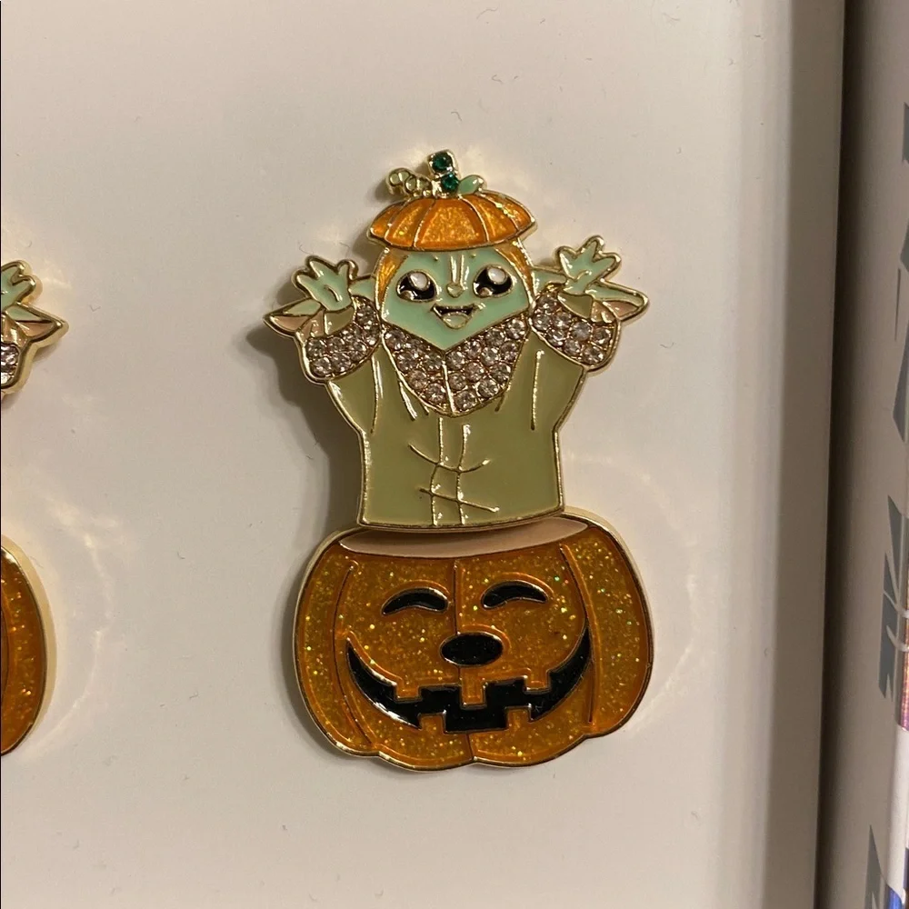 NWT Star Wars x BaubleBar Grogu Pumpkin Halloween Stud Earrings NIB